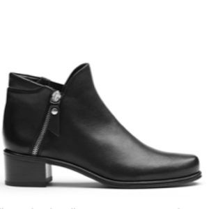 Stuart Weitzman Black Zipdown Vecchio Boots 7.5